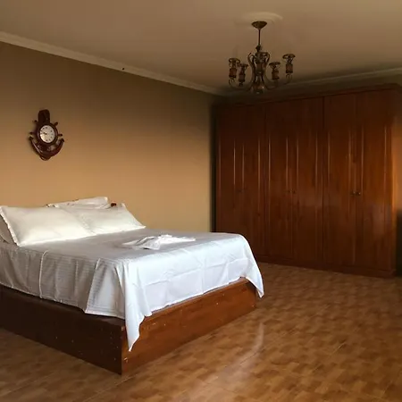 Vila Bues אלבסאן