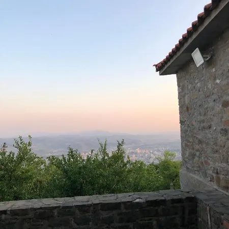 Vila Bues *